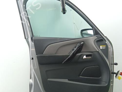 left-front-door-citroen-c4-spacetourer-3d_-2018-37007701 main image