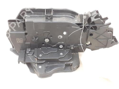 Used Rear right lock BMW X1 (U11) xDrive 30e Plug-in-Hybrid (326 hp) 24793371