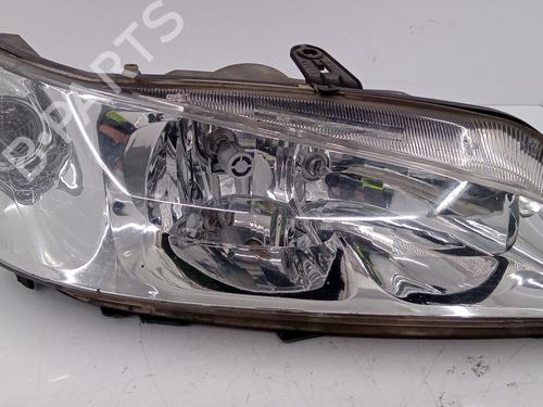 Højre forlygte PEUGEOT 306 Hatchback (7A, 7C, N3, N5) 1.8 16V (110 hp) 29757242