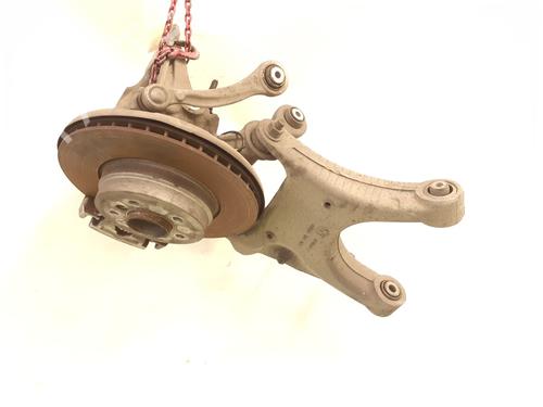 Used Right rear steering knuckle BMW X5 (E70) xDrive 35 d (286 hp) 24794960