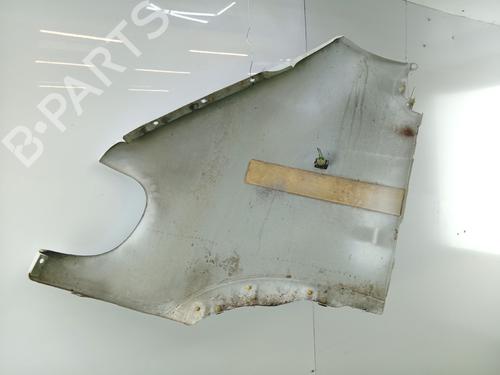 Used Right front fenders Right front fenders RENAULT MASTER II Van (FD) 2.5 D (FD0A, FD0E, FD2E, FD3E) (80 hp) 35923724 35923724