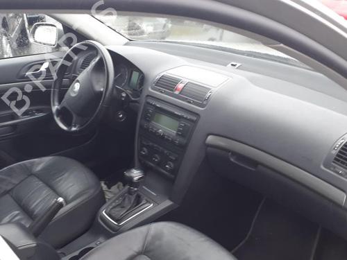 Retrovisor izquierdo SKODA OCTAVIA II (1Z3) 1.9 TDI | BP24787009C26 