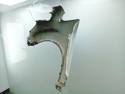 Used Right front fenders Right front fenders 38764859 38764859