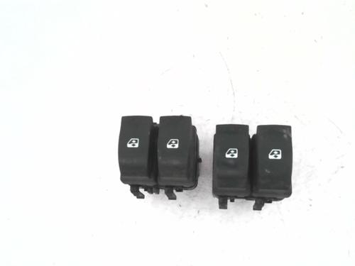 Used Switch RENAULT SCÉNIC II (JM0/1_) 1.9 dCi (JM0G, JM12, JM1G, JM2C) (120 hp) 24782514