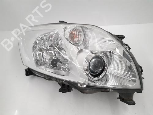 Used Right headlight TOYOTA AURIS (_E15_) 2.0 D-4D (ADE150_, ADE150R) (126 hp) 30814215