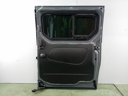 Used Right slide door Right slide door RENAULT TRAFIC III Bus (JG_) 2.0 dCi 145 (JGML) (145 hp) 35788879 35788879