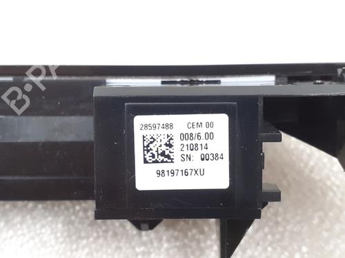 switch-citroen-c5-aircross-a_-2018-24796807 main image