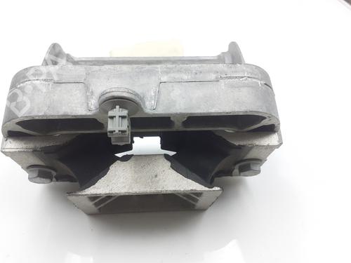 gearbox-mount-renault-master-iii-van-fv-2010-32068670 main image