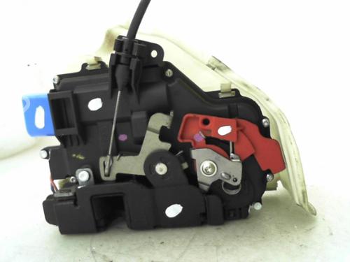 Used Front right lock VW GOLF V Variant (1K5) 1.9 TDI (105 hp) 24776787
