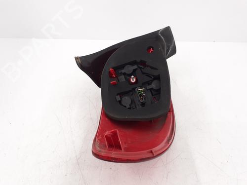 Used Right taillight Right taillight 32746587 32746587