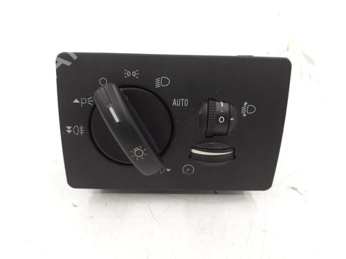 Used Headlight switch FORD KUGA I 2.0 TDCi 4x4 (140 hp) 30806125