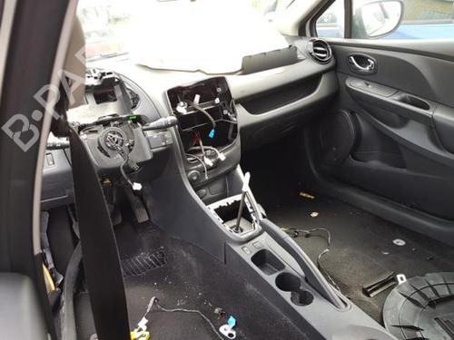 Third brake light RENAULT CLIO IV (BH_) 1.5 dCi 90 | BP24775945L11