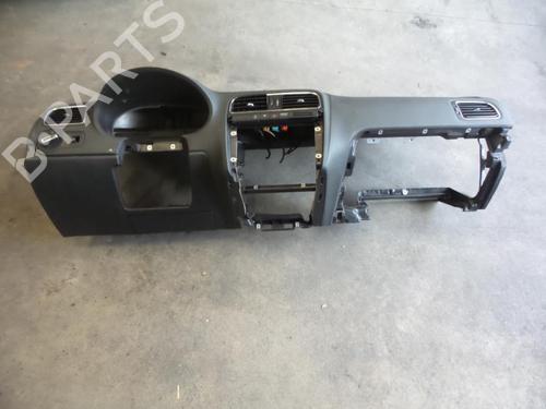 Tableau de bord VW POLO V (6R1, 6C1) 1.4 TDI | BP24777316C46 