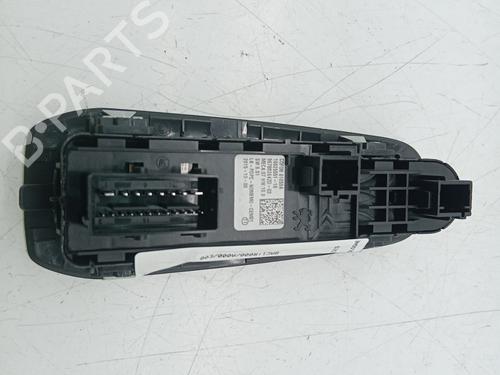 Used Left front window switch Left front window switch PEUGEOT 308 SW II (LC_, LJ_, LR_, LX_, L4_) 1.6 BlueHDi 120 (120 hp) 35770517 35770517