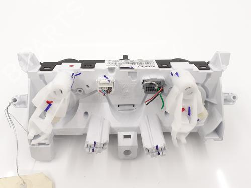 climate-control-renault-clio-v-b7_-2019-25820523 main image