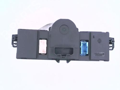 Climate control RENAULT CLIO III (BR0/1, CR0/1) 1.2 16V (BR02, BR0J, BR11, CR02, CR0J, CR11) | BP24781826I5 