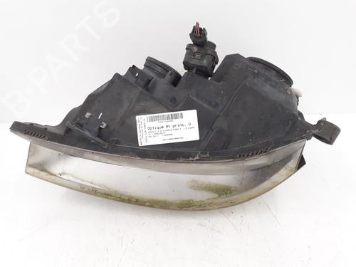 Right headlight RENAULT CLIO II (BB_, CB_) 1.5 dCi (B/CB3M) | BP32209734C29