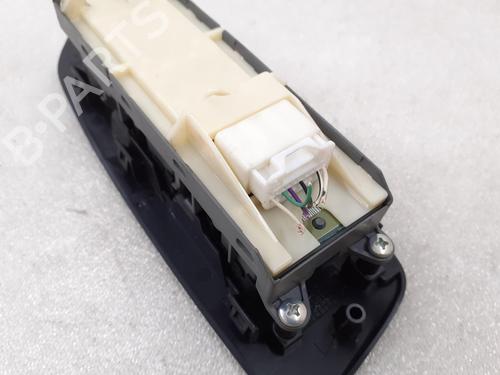 Used Switch TOYOTA AURIS (_E15_) 2.0 D-4D (ADE150_, ADE150R) (126 hp) 24790190