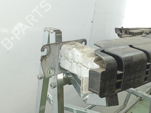 rear-bumper-reinforcement-peugeot-2008-i-cu_-2013-39424992 main image