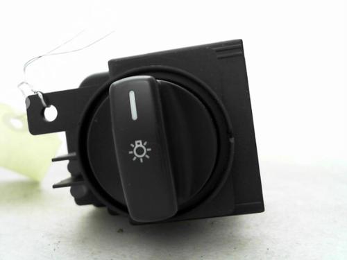 Used Headlight switch MERCEDES-BENZ A-CLASS (W169) A 180 CDI (169.007, 169.307) (109 hp) 24776790