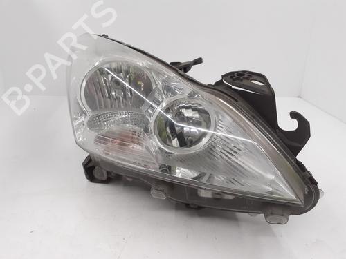 Right headlight PEUGEOT 5008 (0U_, 0E_) 1.6 HDi | BP29318290C29 