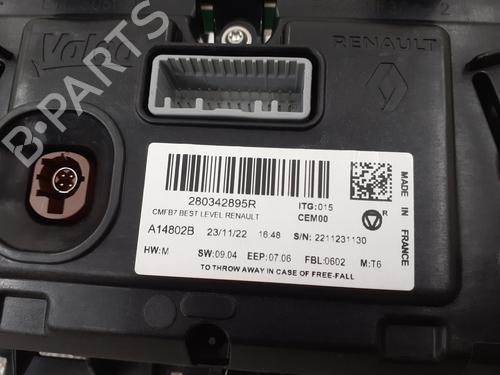 Used Display monitor Display monitor RENAULT ARKANA I (LCM_, LDN_) 1.3 TCe 140 (LDN0) (140 hp) 24773027 24773027