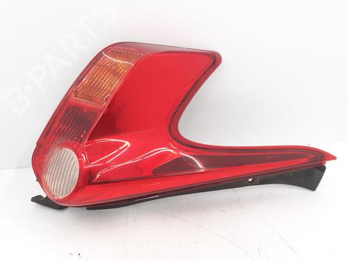 left-taillight-nissan-juke-f15-2010-2011-2012-2013-2014-2015-2016-2017-2018-2019-32282169 main image