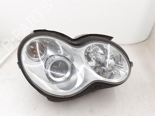 Used Right headlight Right headlight MERCEDES-BENZ C-CLASS T-Model (S203) C 220 CDI (203.208) (150 hp) 24786007 24786007