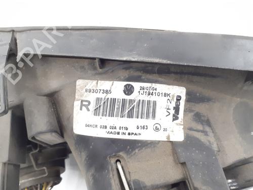 Right headlight VW GOLF IV (1J1) 1.9 TDI | BP32402384C29
