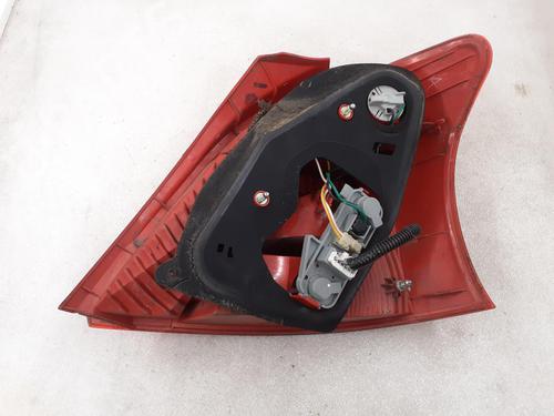 left-taillight-toyota-yaris-_p9_-2005-2006-2007-2008-2009-2010-2011-2012-2013-2014-24796582 main image