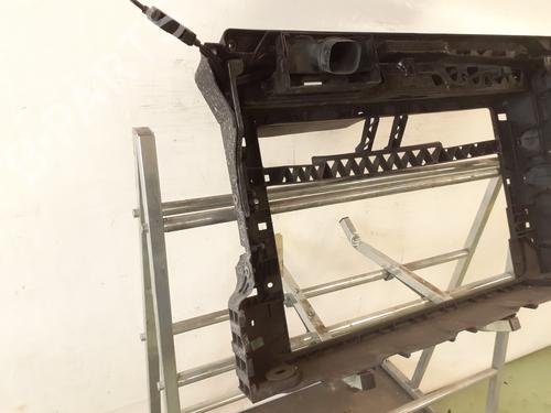 Frontplade/Frontkurv Frontplade/Frontkurv VW POLO V (6R1, 6C1) 1.6 TDI (90 hp) 33948250 33948250