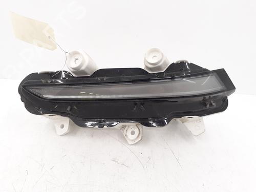 Venstre positionslygte PEUGEOT 2008 II (UD_, US_, UY_, UJ_, UR_, UC_) 1.2 PureTech 100 (USHNK) (101 hp) 32231521