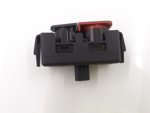 Used Warning switch Warning switch RENAULT MEGANE III Hatchback (BZ0/1_, B3_) 1.4 TCe (BZ0F, BZ1V) (131 hp) 26730677 26730677