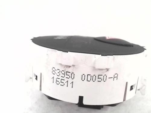 Used Warning switch Warning switch TOYOTA YARIS (_P13_) 1.4 D (NLP130_, NLP130) (90 hp) 24781569 24781569