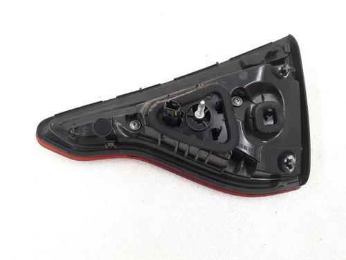 left-tailgate-light-renault-clio-v-b7_-2019-24796060 main image