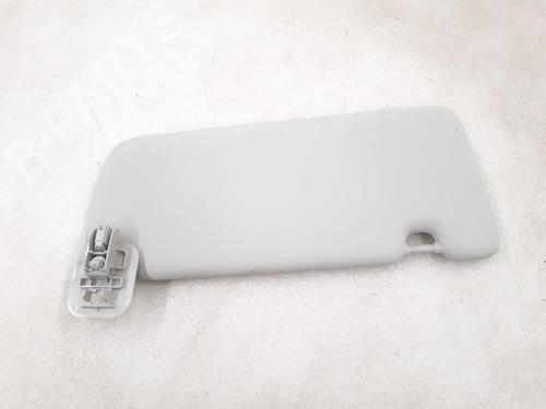 left-sun-visor-renault-megane-iv-saloon-2016-24792566 main image