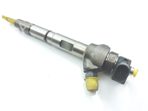 Used Injector AUDI A1 Sportback (8XA, 8XF) 1.6 TDI (115 hp) 24922949