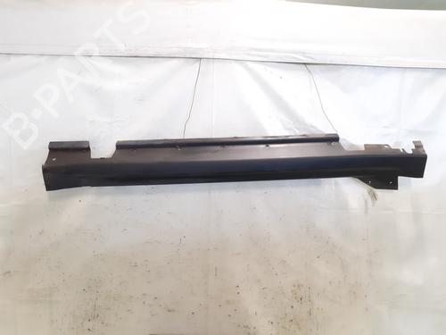 Used Right sideskirt MINI MINI CLUBMAN (R55) Cooper D (112 hp) 26929439