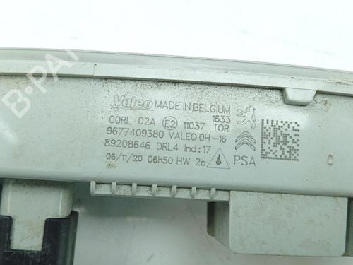 Used Right daytime light Right daytime light 38680631 38680631