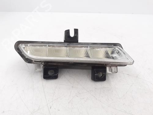 Używane Światło do jazdy dziennej lewe RENAULT CAPTUR I (J5_, H5_) 0.9 TCe 90 (90 hp) 30901134