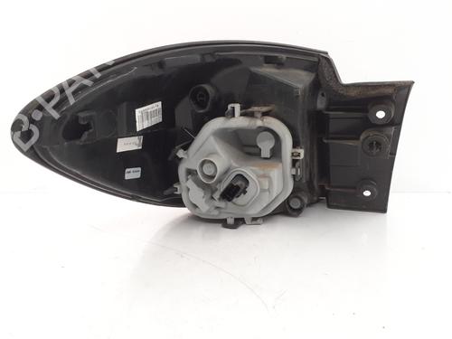 Feu arrière droit RENAULT CAPTUR I (J5_, H5_) 1.5 dCi 90 (J5N4, J5M5, J5MW, J5M6, J5AL, J5AJ) | BP30726226C35