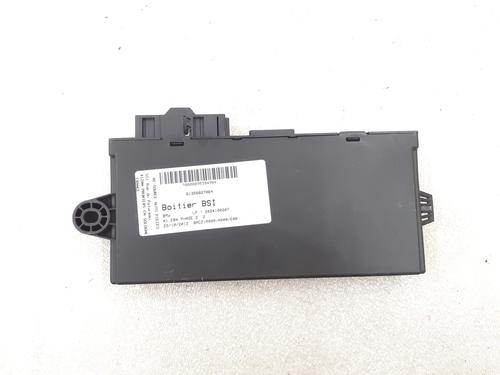Zekeringkast BMW X1 (E84) sDrive 18 d (143 hp) 24796643
