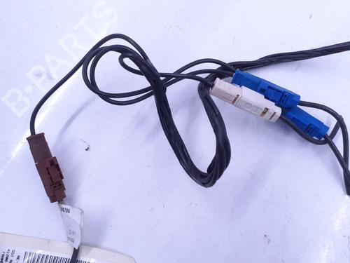 Antenna/Base DACIA SANDERO III 1.0 TCe 100 ECO-G | BP29521532C140 