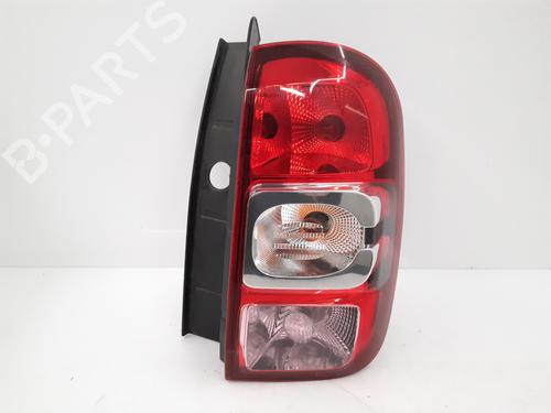 Højre baglygte DACIA DUSTER (HS_) 1.2 TCe 125 (125 hp) 30110115