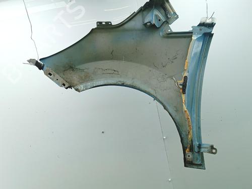 Used Right front fenders Right front fenders 37034014 37034014