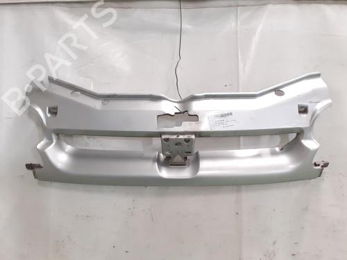 Used Grille PEUGEOT PARTNER Box Body/MPV (5_, G_) 2.0 HDi (90 hp) 24789919