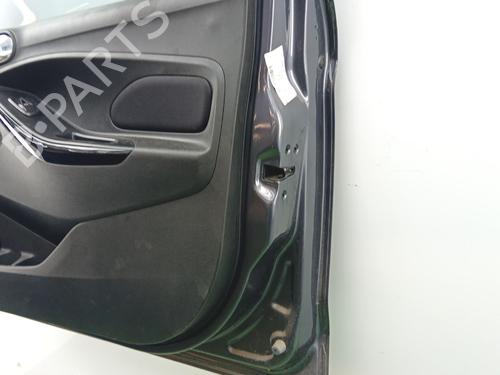 Used Right front door Right front door 38425300 38425300