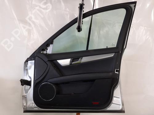 Used Right front door Right front door MERCEDES-BENZ C-CLASS (W204) C 250 CDI (204.003) (204 hp) 33541235 33541235