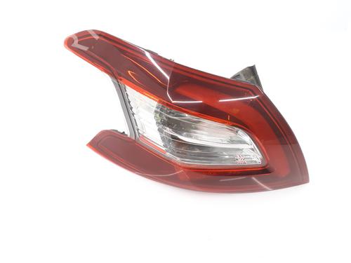 Used Left taillight Left taillight PEUGEOT 308 II (LB_, LP_, LW_, LH_, L3_) 1.6 BlueHDi 120 (120 hp) 26121487 26121487