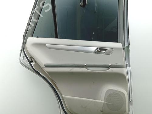 Used Left rear door Left rear door 37742497 37742497